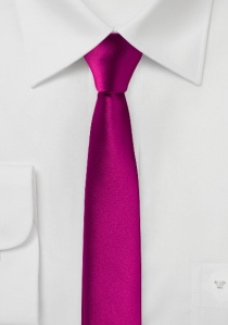 Cravatta extra stretta sagomata rosa