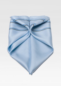 Asciugamano da donna con bordo azzurro a righe