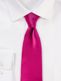 Cravatta in seta rosa nobile