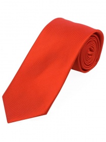 Cravatta lunga a righe tinta unita superficie