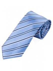Cravatta lunga business a righe sottili blu