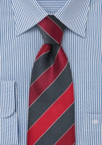 Cravatta righe rosso ciliegia e antracite