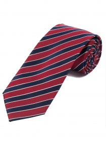 Cravatta con disegno a righe rosso, bianco e blu