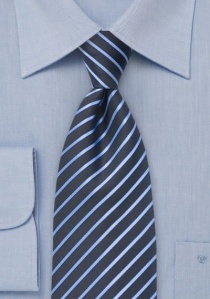 Cravatta blu righe azzurre