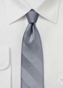 Cravatta business monocromatica a righe struttura