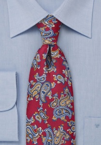 Cravatta rossa paisley