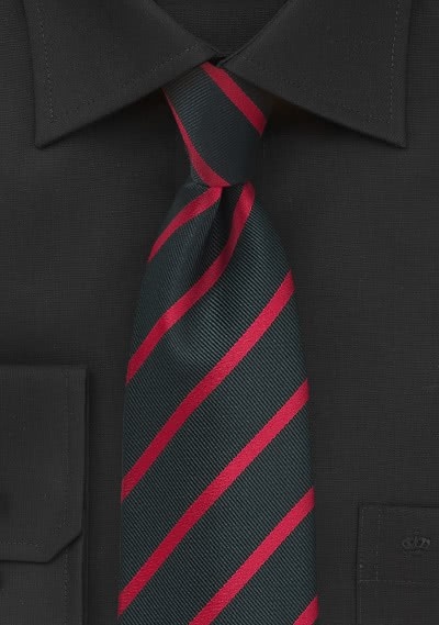Kravatte Streifendessin schwarz rot Kravatte Streifendessin schwarz rot