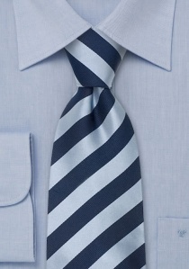 Cravatta a clip a righe nei toni del blu