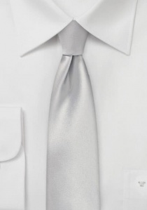 Cravatta stretta grigio chiaro