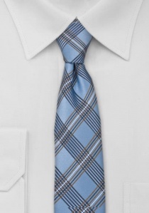 Cravatta sottile blu acciaio