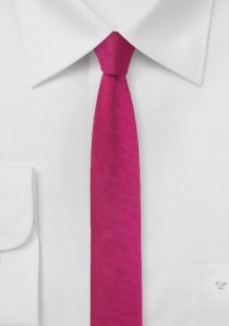 Cravatta extra stretta magenta