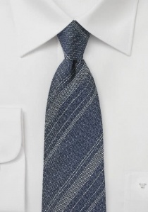 Cravatta motivo lineare blu