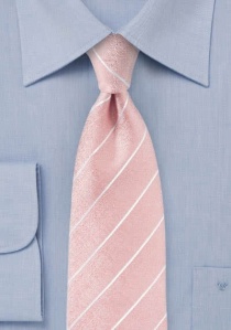 Linee di cravatte rosé